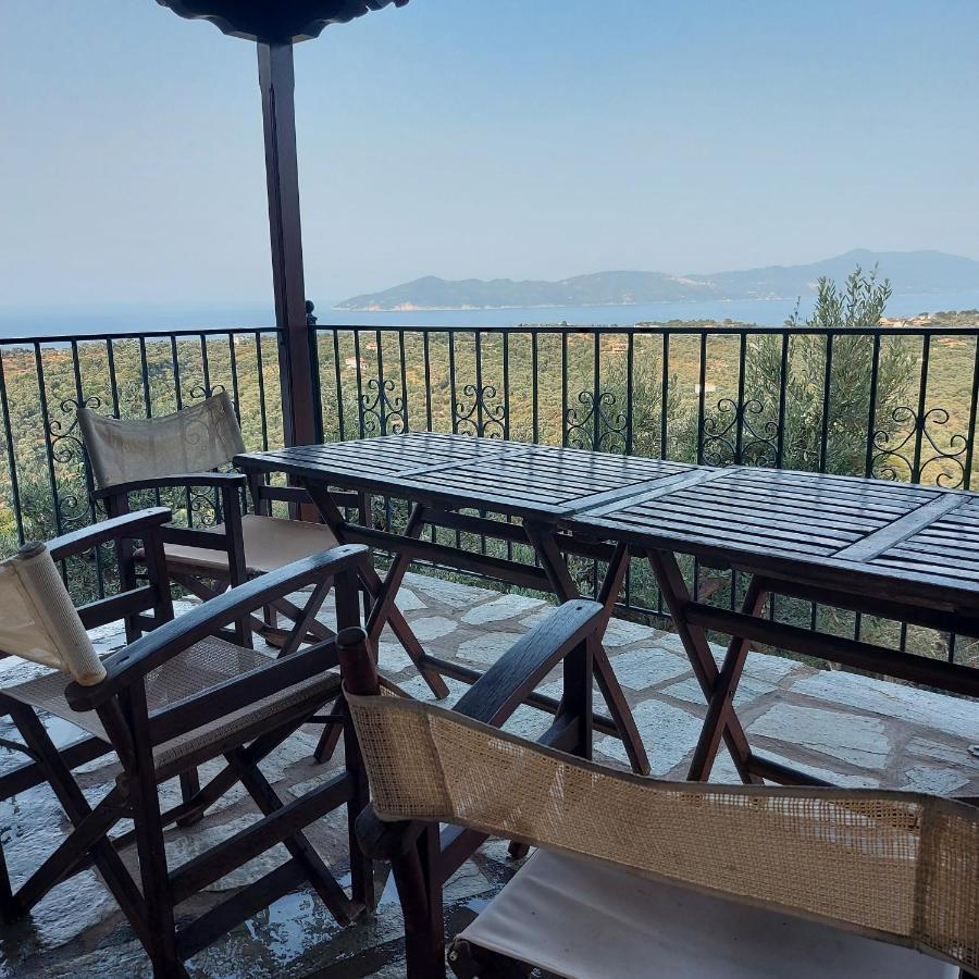 Villa Amfithea Moni Evaggelistrias Екстериор снимка
