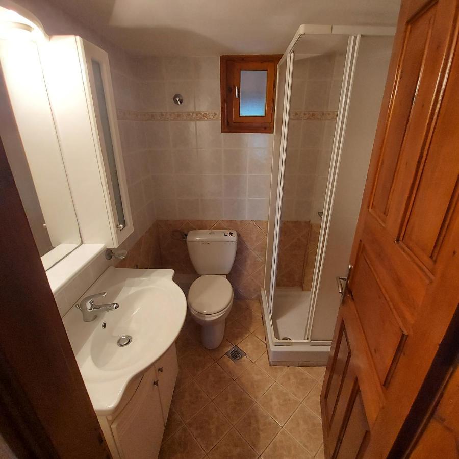 Villa Amfithea Moni Evaggelistrias Екстериор снимка